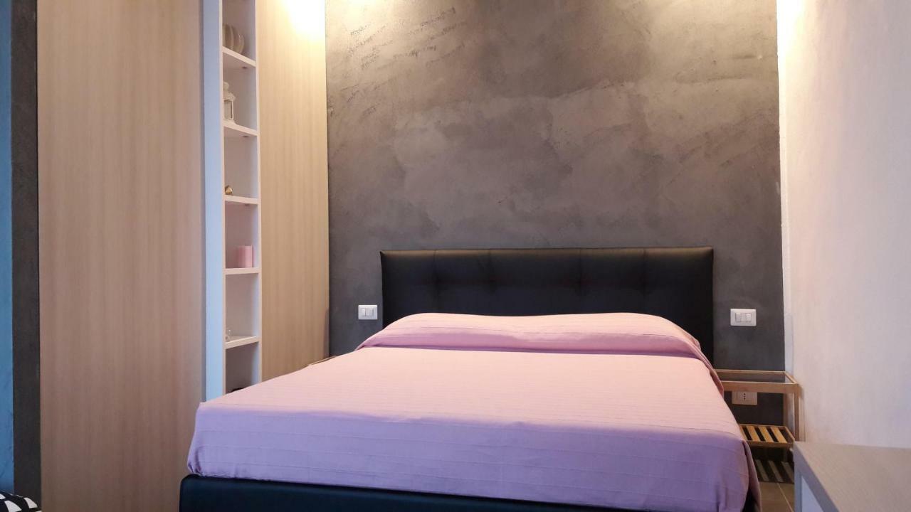 Stay In Наполи Екстериор снимка